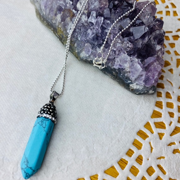 🦋Pendent 🦋Turquoise Natural Stone Southwest🦋 - Picture 4 of 9